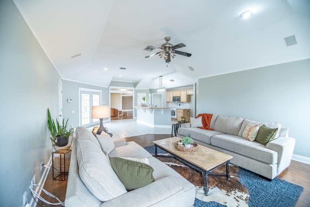 7593 Plantation Court Property Photo 17