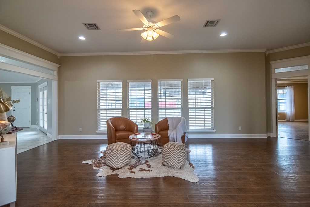 7593 Plantation Court Property Photo 18