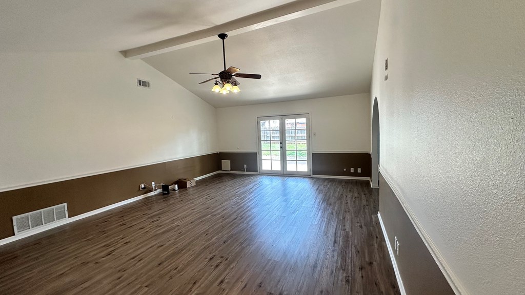 278 Amistad Rd Property Photo 4