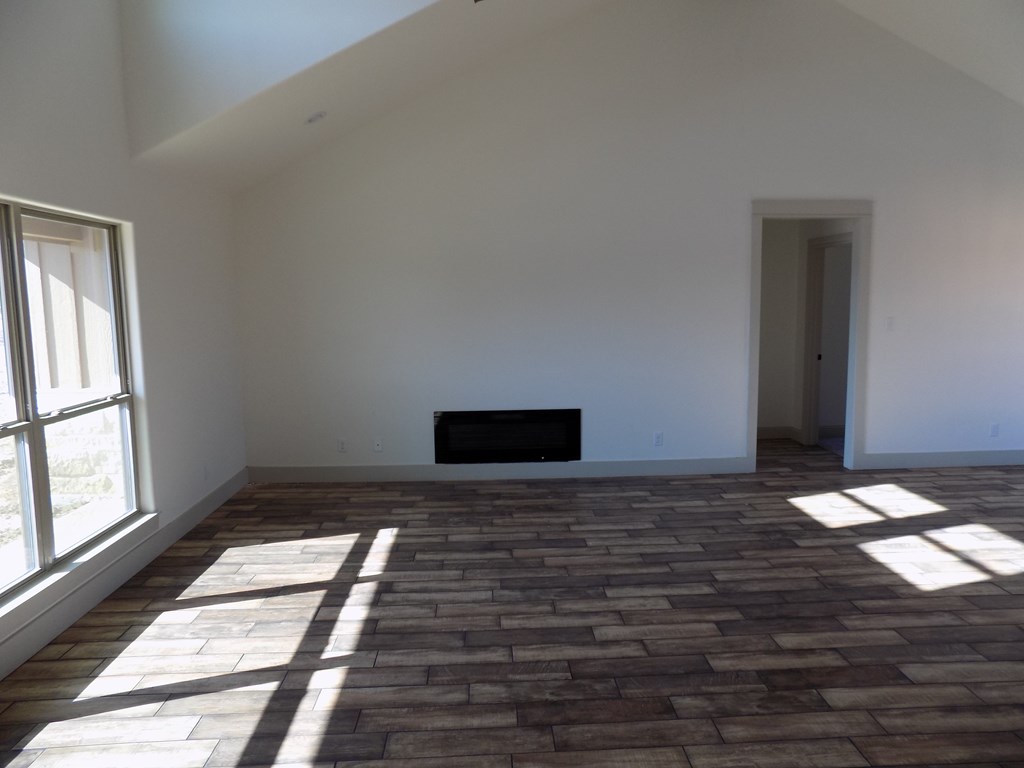 3018 Reindeer Run Property Photo 3