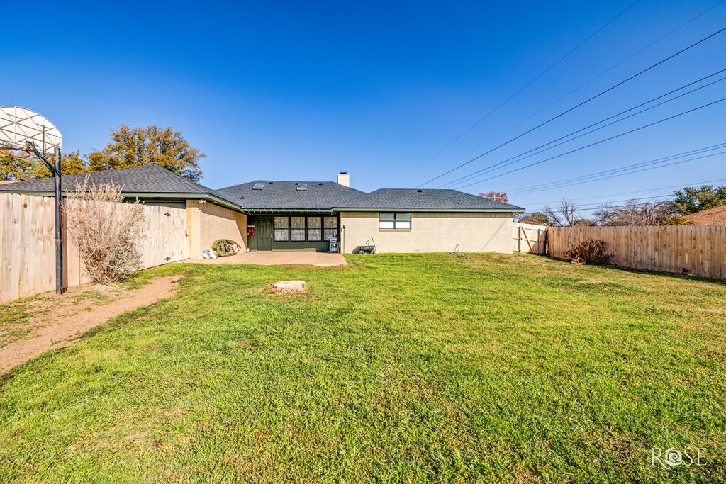 3217 Grandview Dr Property Photo 33