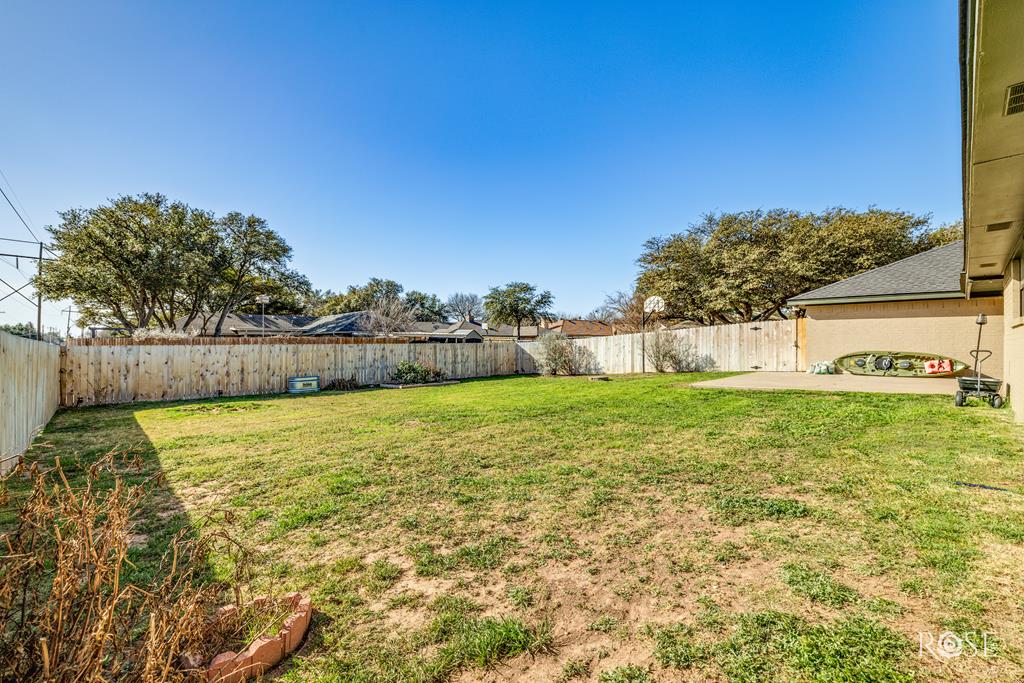 3217 Grandview Dr Property Photo 35