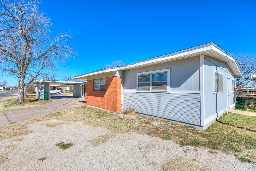 2729 Rio Grande St Property Photo 2