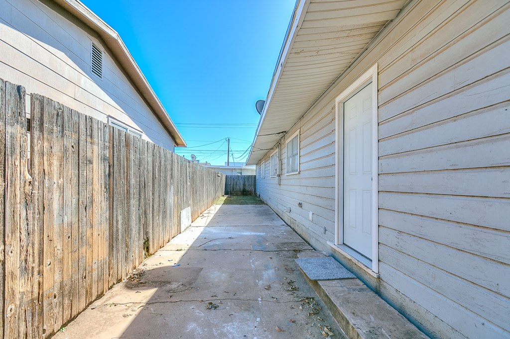 2729 Rio Grande St Property Photo 24