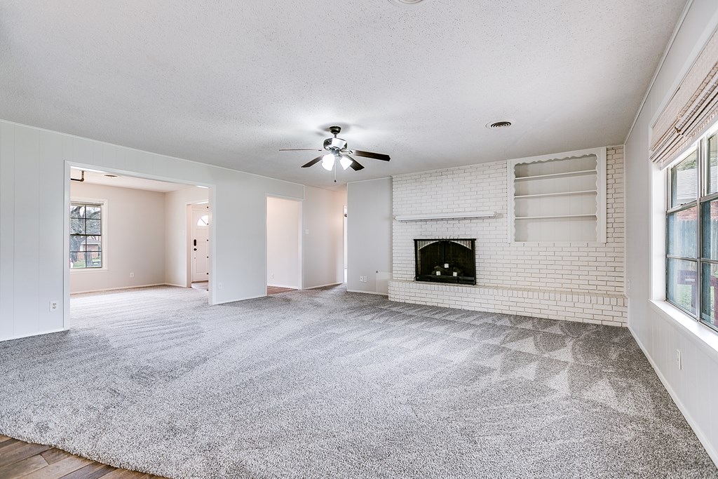 2702 Tanglewood Dr Property Photo 9