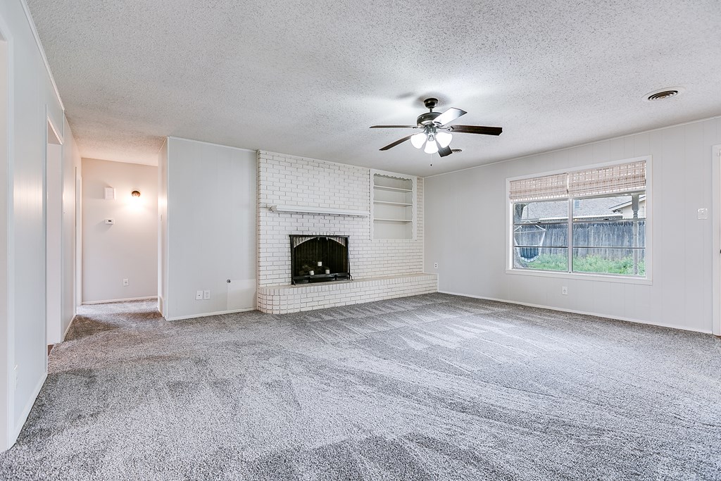 2702 Tanglewood Dr Property Photo 12