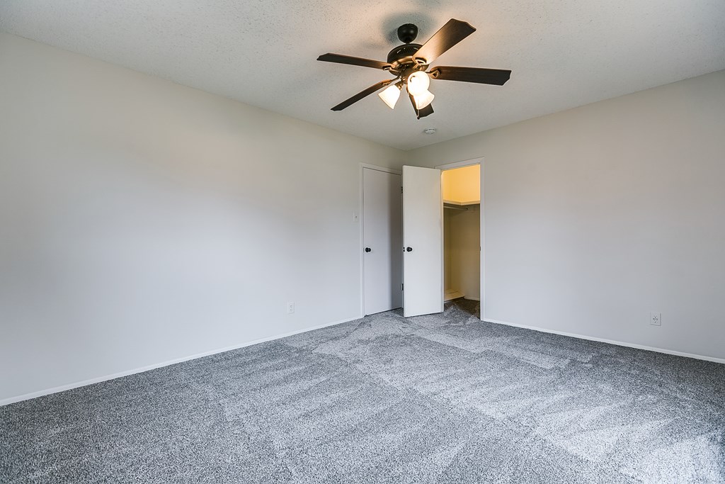 2702 Tanglewood Dr Property Photo 26