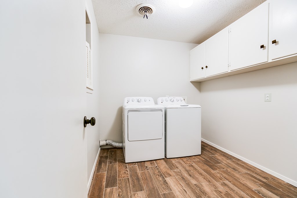 2702 Tanglewood Dr Property Photo 33