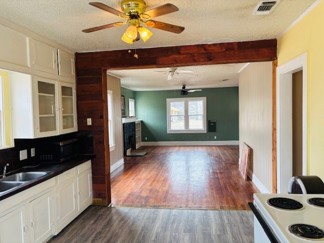 2262 North St Property Photo 12