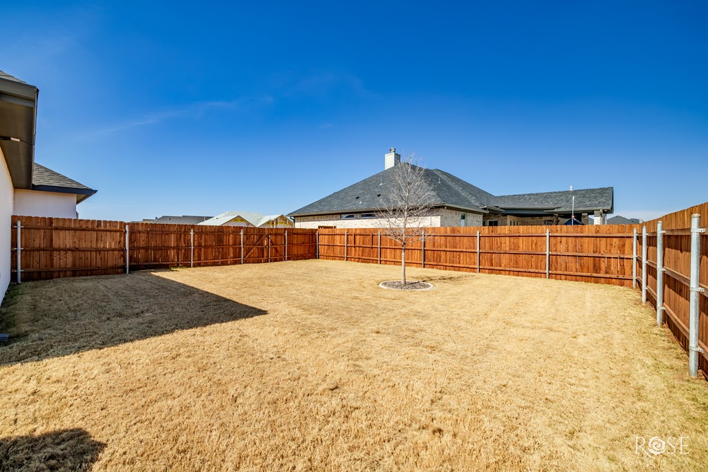 4742 Wolf Creek Dr Property Photo 32