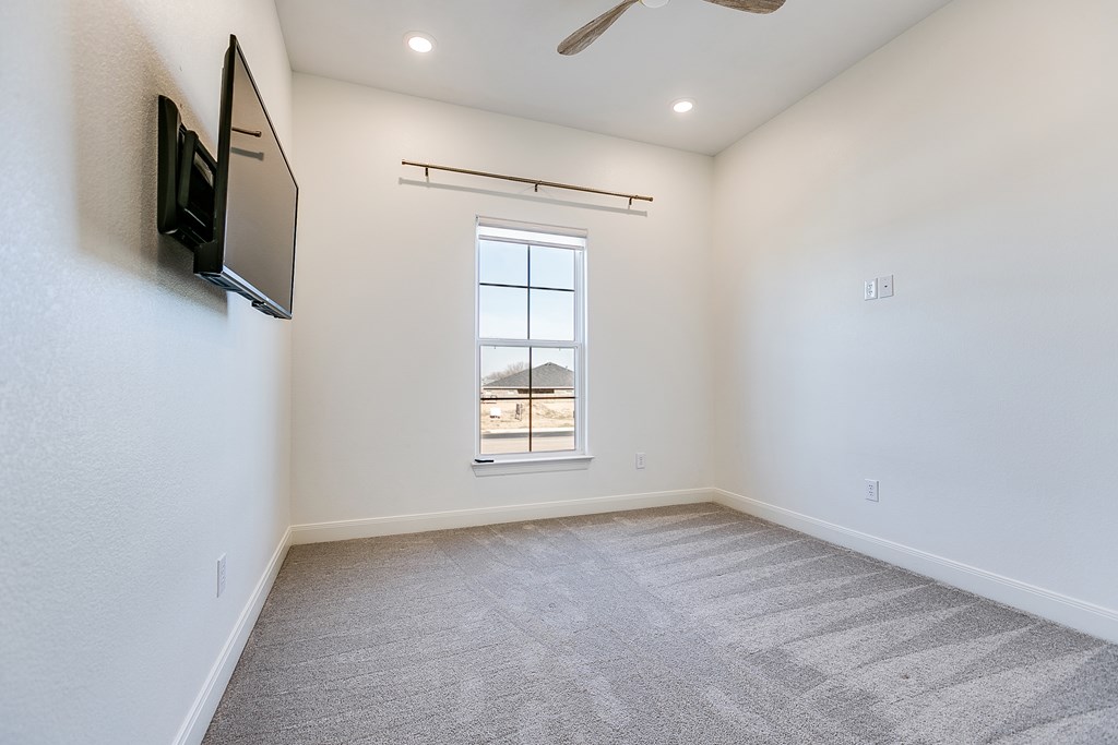 3633 Silver Spur Dr Property Photo 36