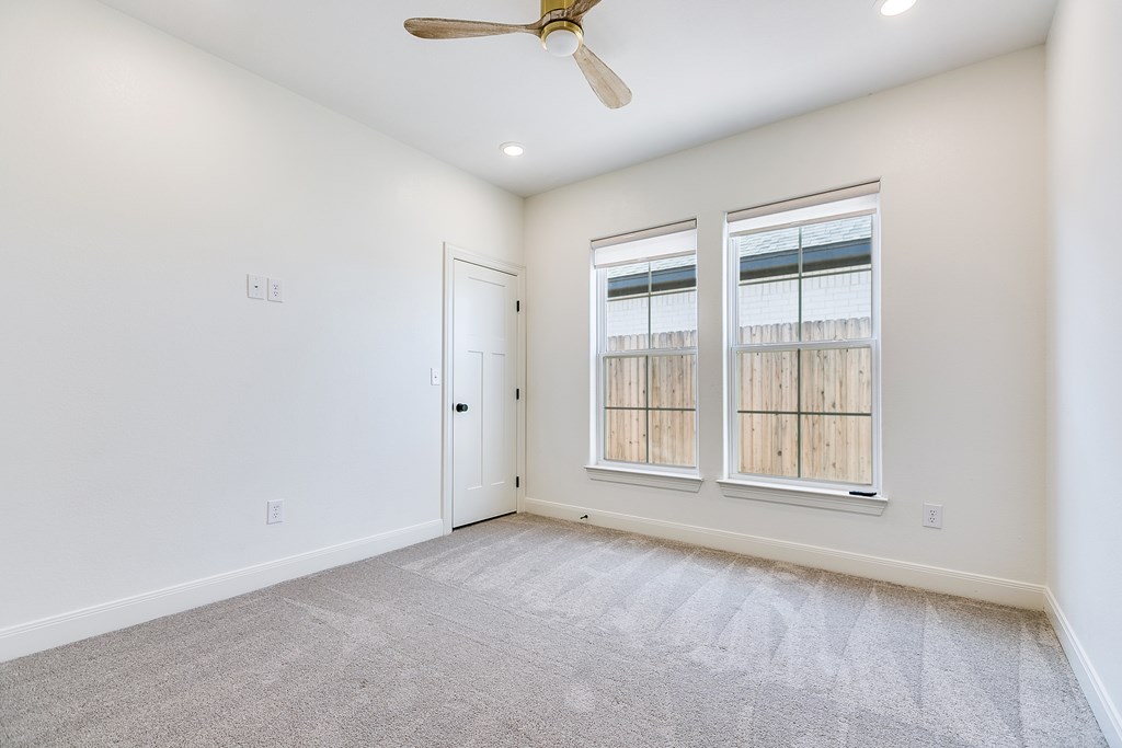 3633 Silver Spur Dr Property Photo 40