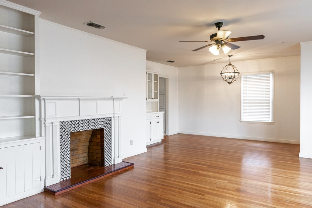 1707 S Monroe St Property Photo 4