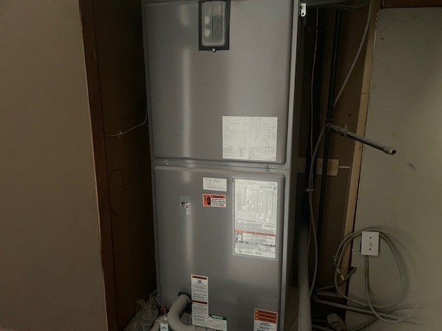 3027 N Chadbourne St Property Photo 6