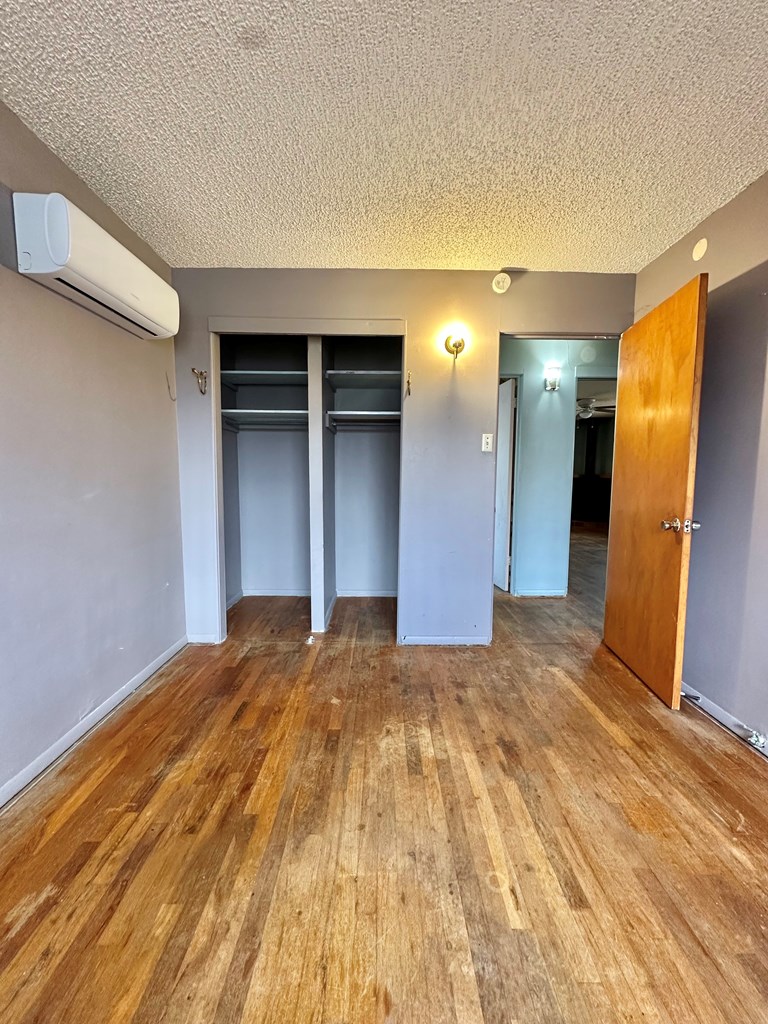 56 E 32nd St Property Photo 12