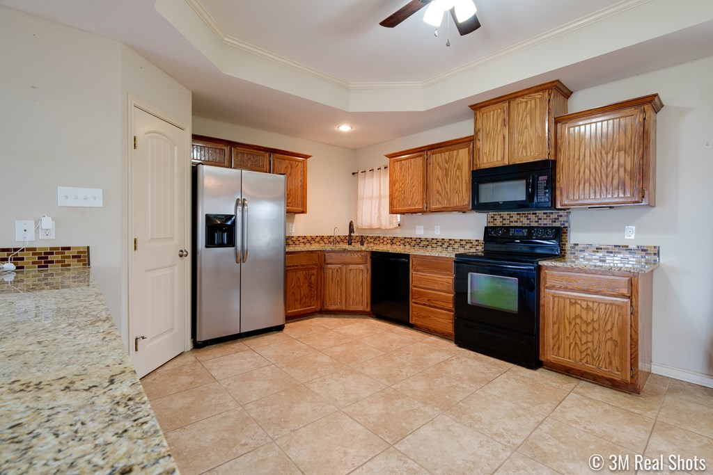 7855 Bison Trail Property Photo 12