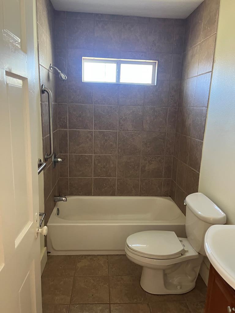 219 La Salle Dr Property Photo 23