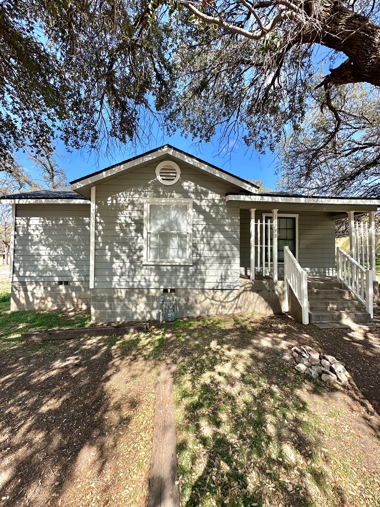 19798 First St Property Photo 2