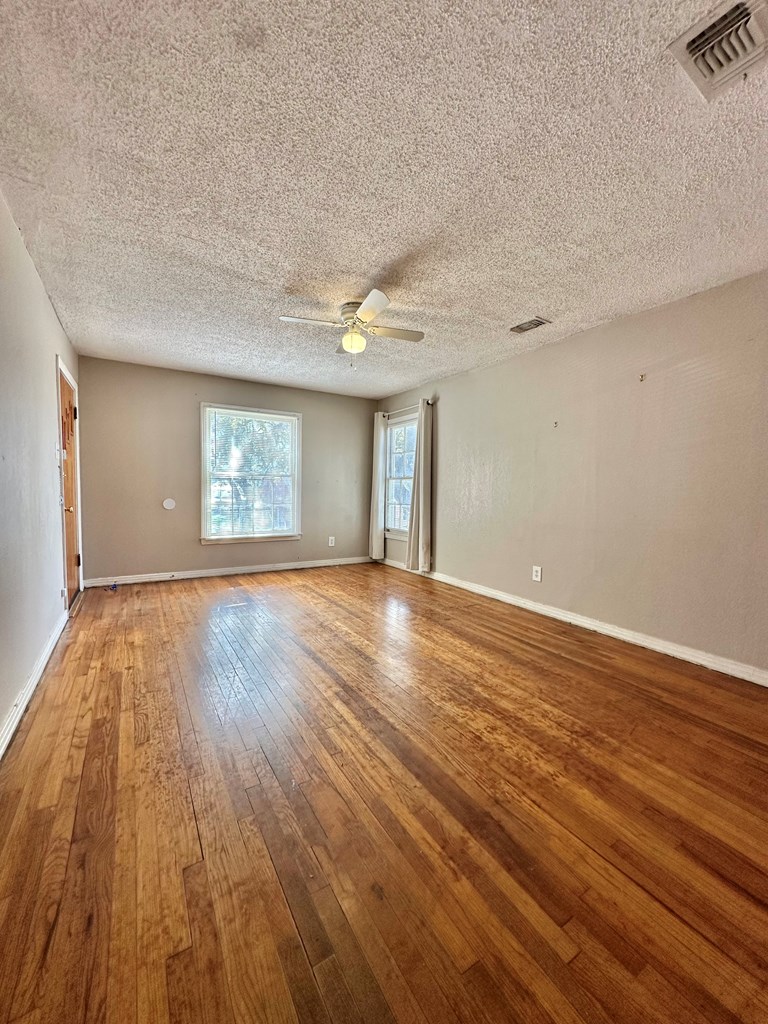 19798 First St Property Photo 5