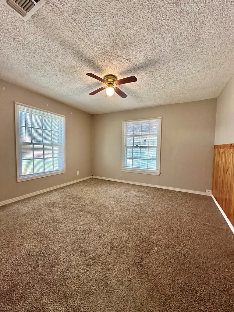 19798 First St Property Photo 6