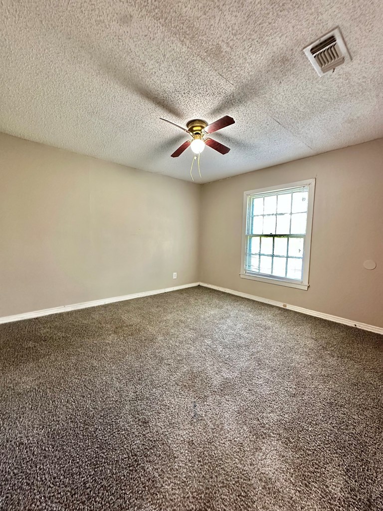19798 First St Property Photo 7