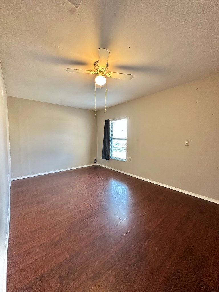19798 First St Property Photo 14