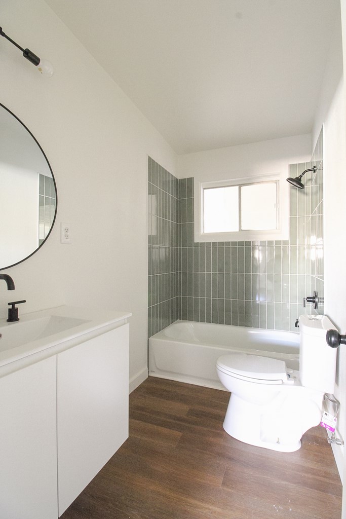 2856 Junius St Property Photo 13