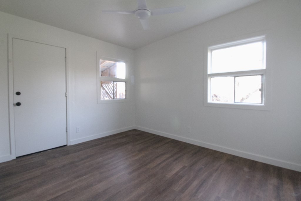 2856 Junius St Property Photo 18
