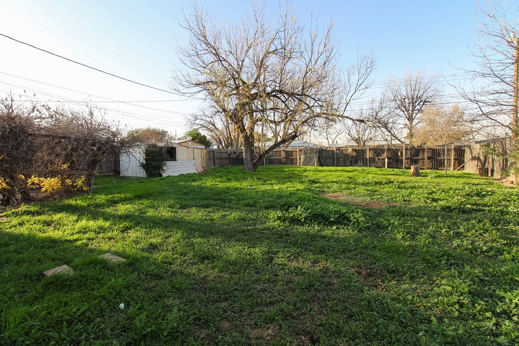 2856 Junius St Property Photo 21