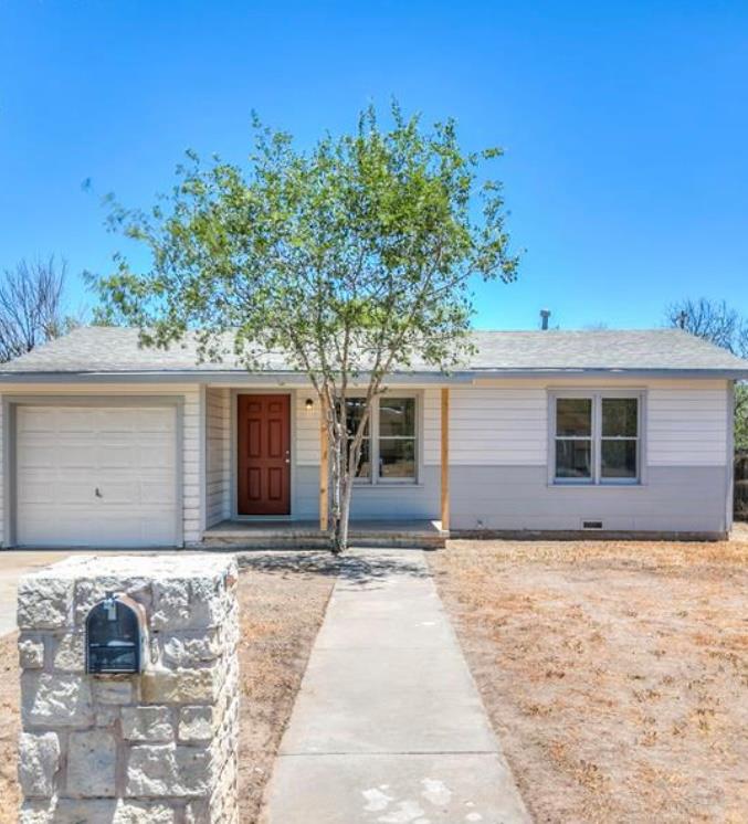 1012 N Bishop St Property Photo