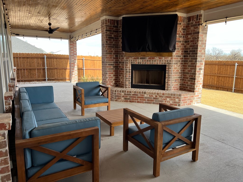4734 Wolf Creek Dr Property Photo 24
