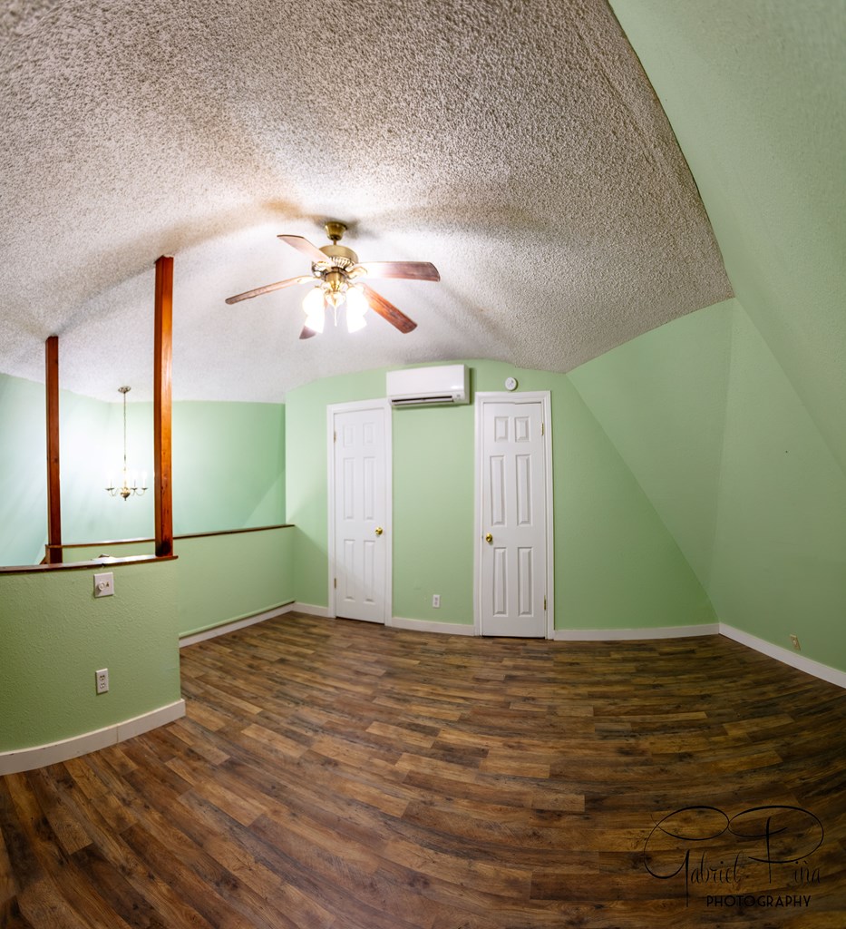 6606 Knickerbocker Rd Property Photo 14