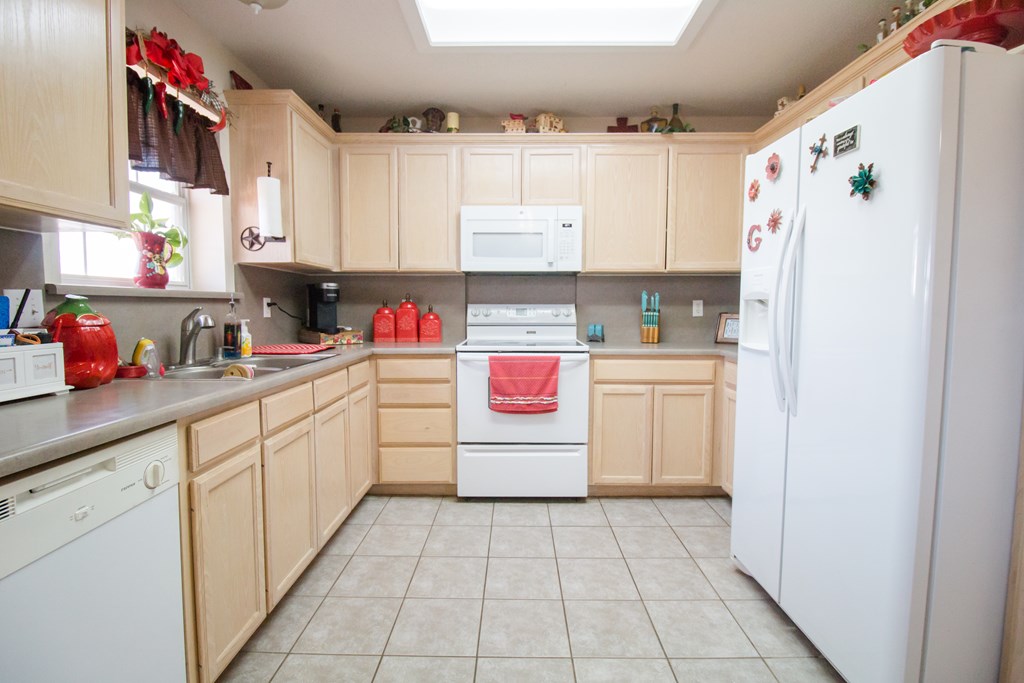 11661 Twin Lakes Lane Property Photo 6