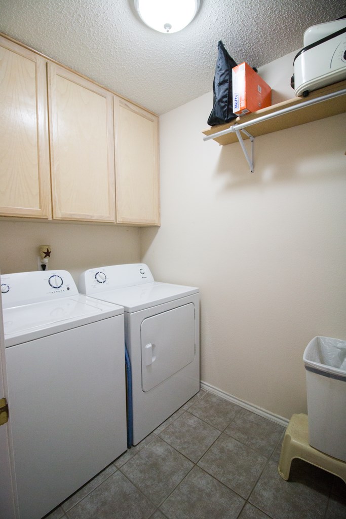 11661 Twin Lakes Lane Property Photo 13