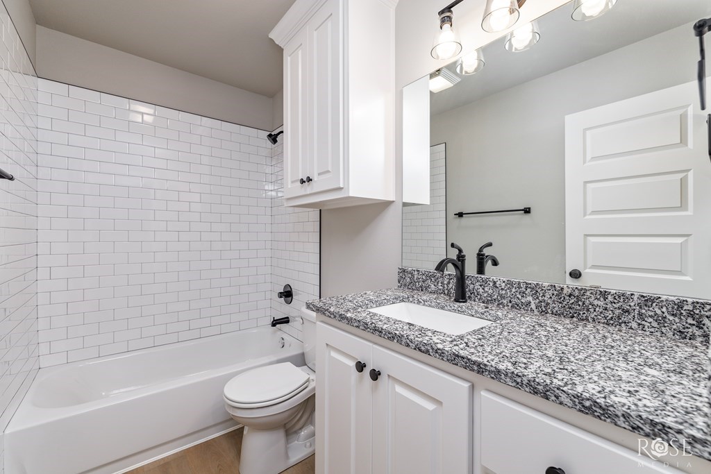 3905 Blum St Property Photo 14