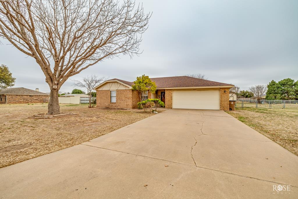 1037 Crickett Lane Property Photo