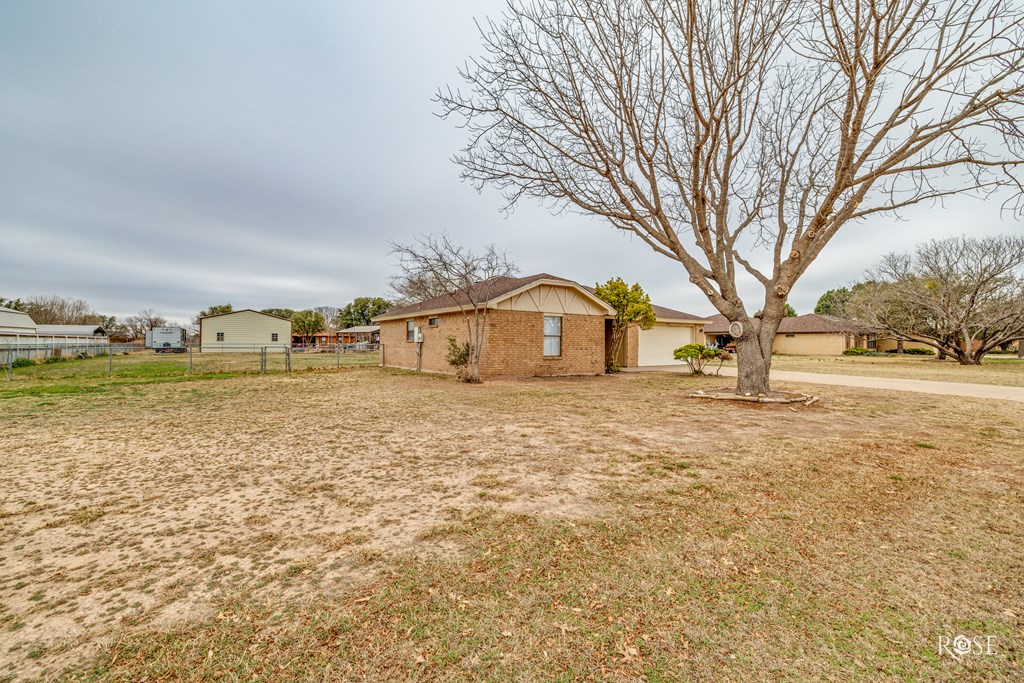 1037 Crickett Lane Property Photo 25