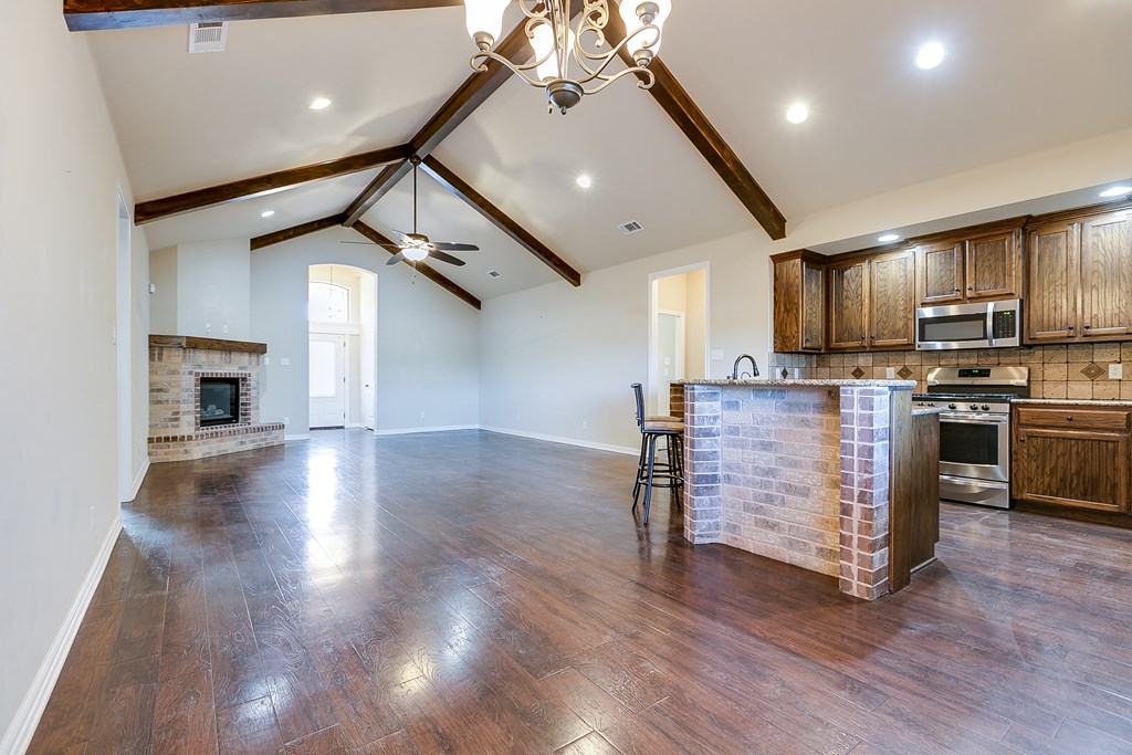 3069 Champions Circle Property Photo 6