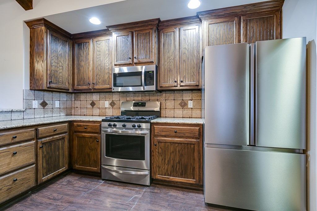3069 Champions Circle Property Photo 20