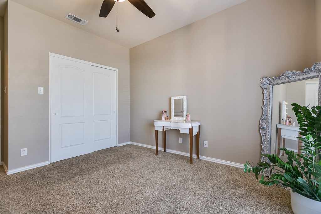 3069 Champions Circle Property Photo 38