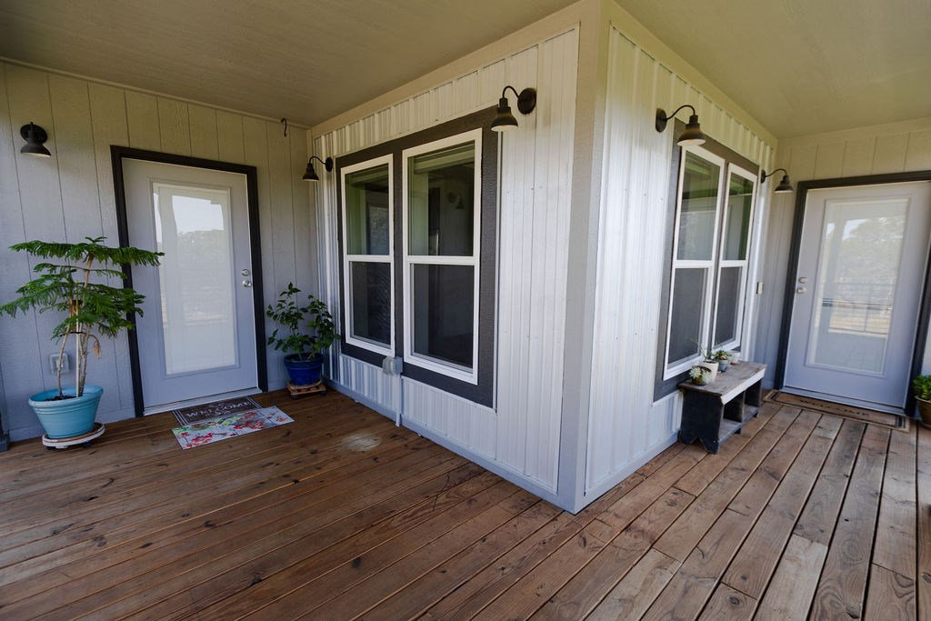 988 W Kc 476 Property Photo 6