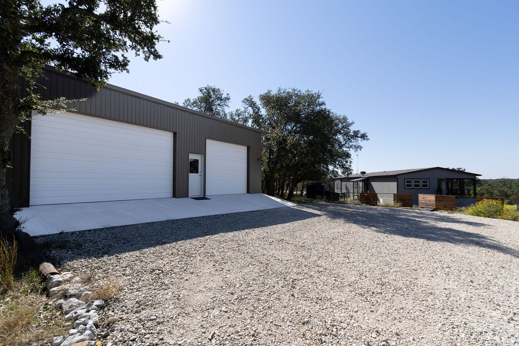 988 W Kc 476 Property Photo 40