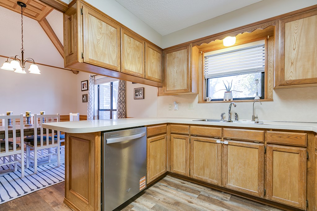 3438 Walnut Hill Dr Property Photo 17