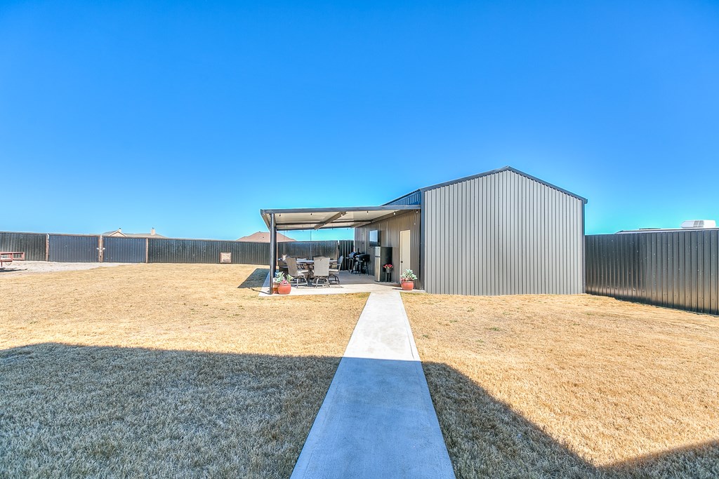 8370 Lynx Lane Property Photo 31