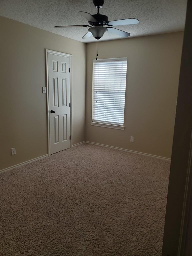 209 Norwood Dr Property Photo 5