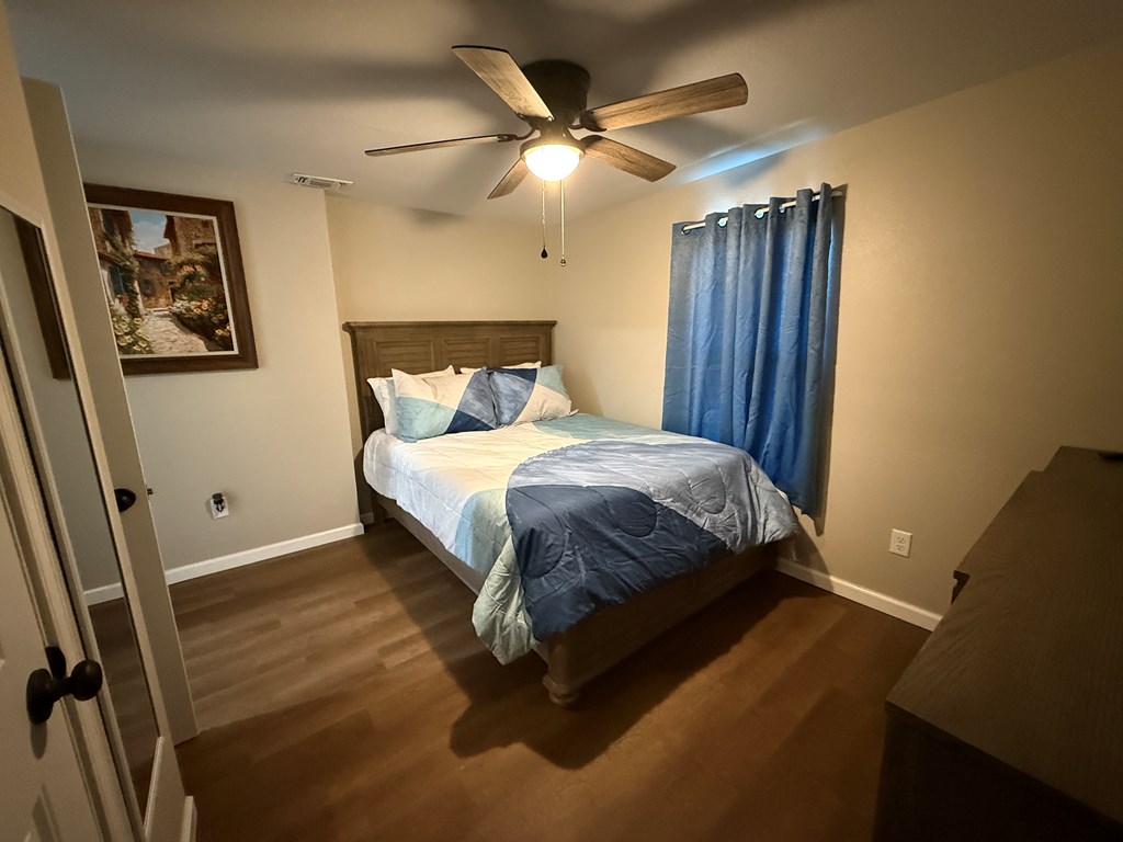 2103 Brown St Property Photo 11