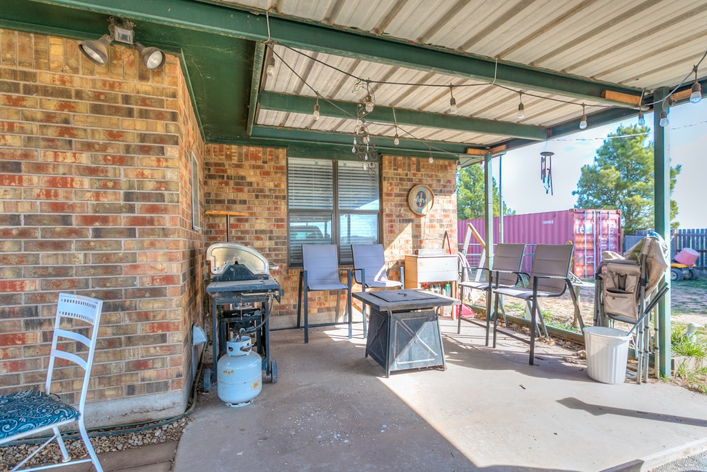 10574 W Grape Creek Rd Property Photo 3