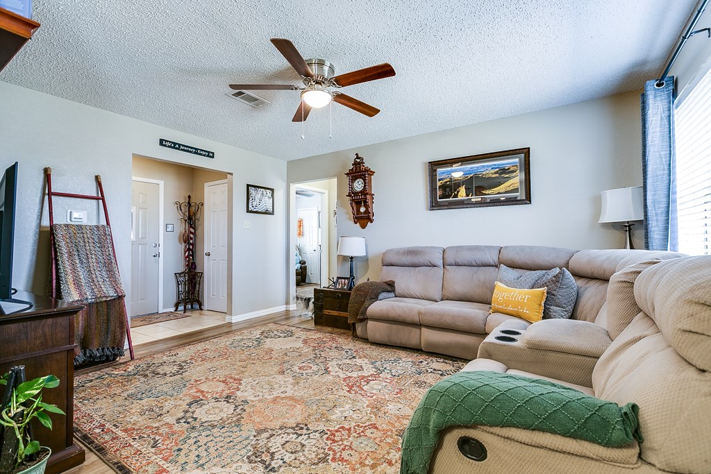10574 W Grape Creek Rd Property Photo 6
