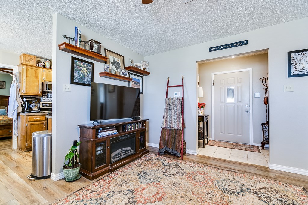 10574 W Grape Creek Rd Property Photo 7