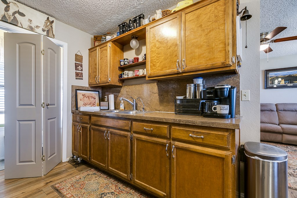 10574 W Grape Creek Rd Property Photo 11